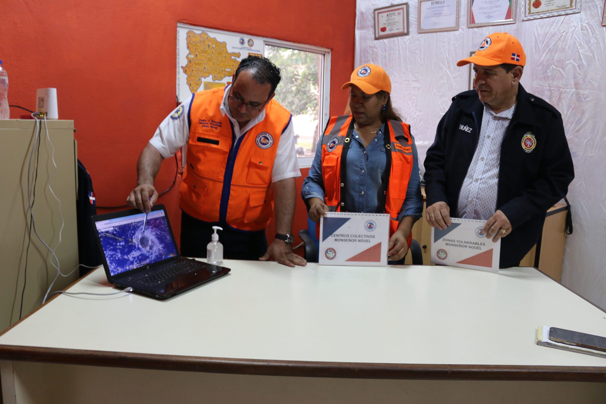 Alcalde Eberto Núñez activa plan de acción por huracán Fiona, junto a las demás instituciones de socorro de Bonao